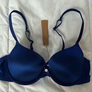 SKIMS STRETCH SATIN BRA